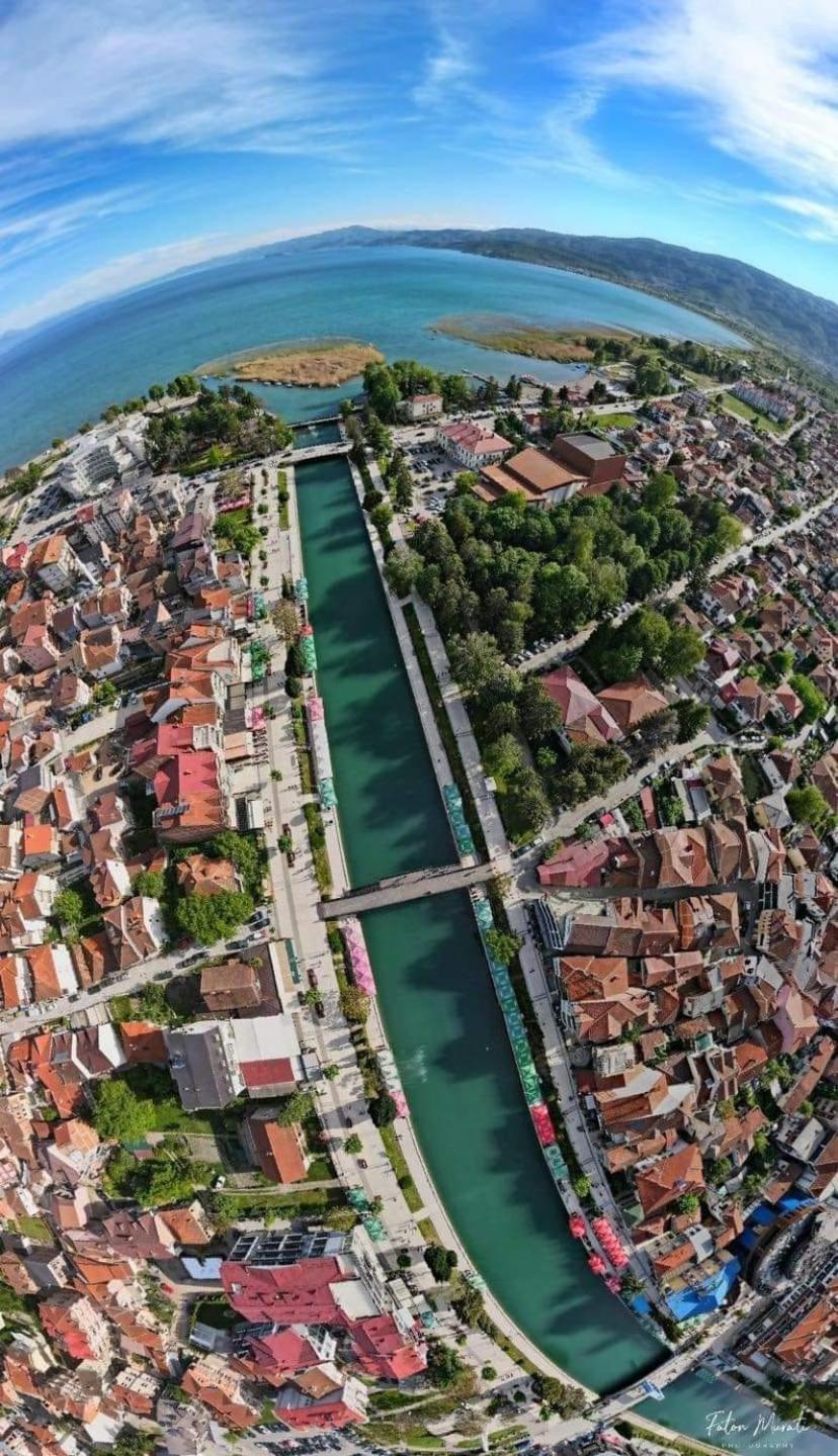 Struga Riverview Hotel Exterior photo